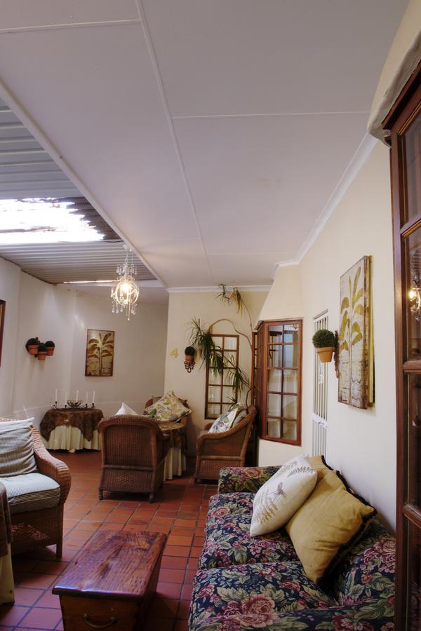 Almar View Guest House Mbombela Eksteriør billede